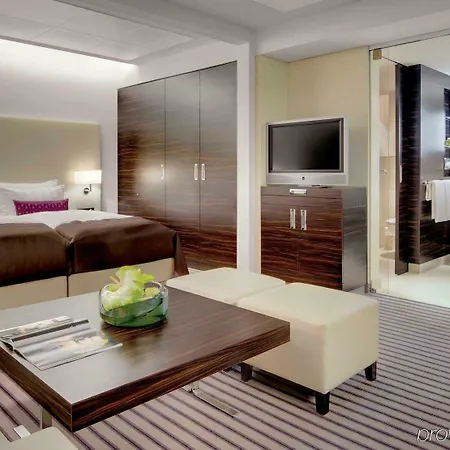 Radisson Blu Hotel 4*